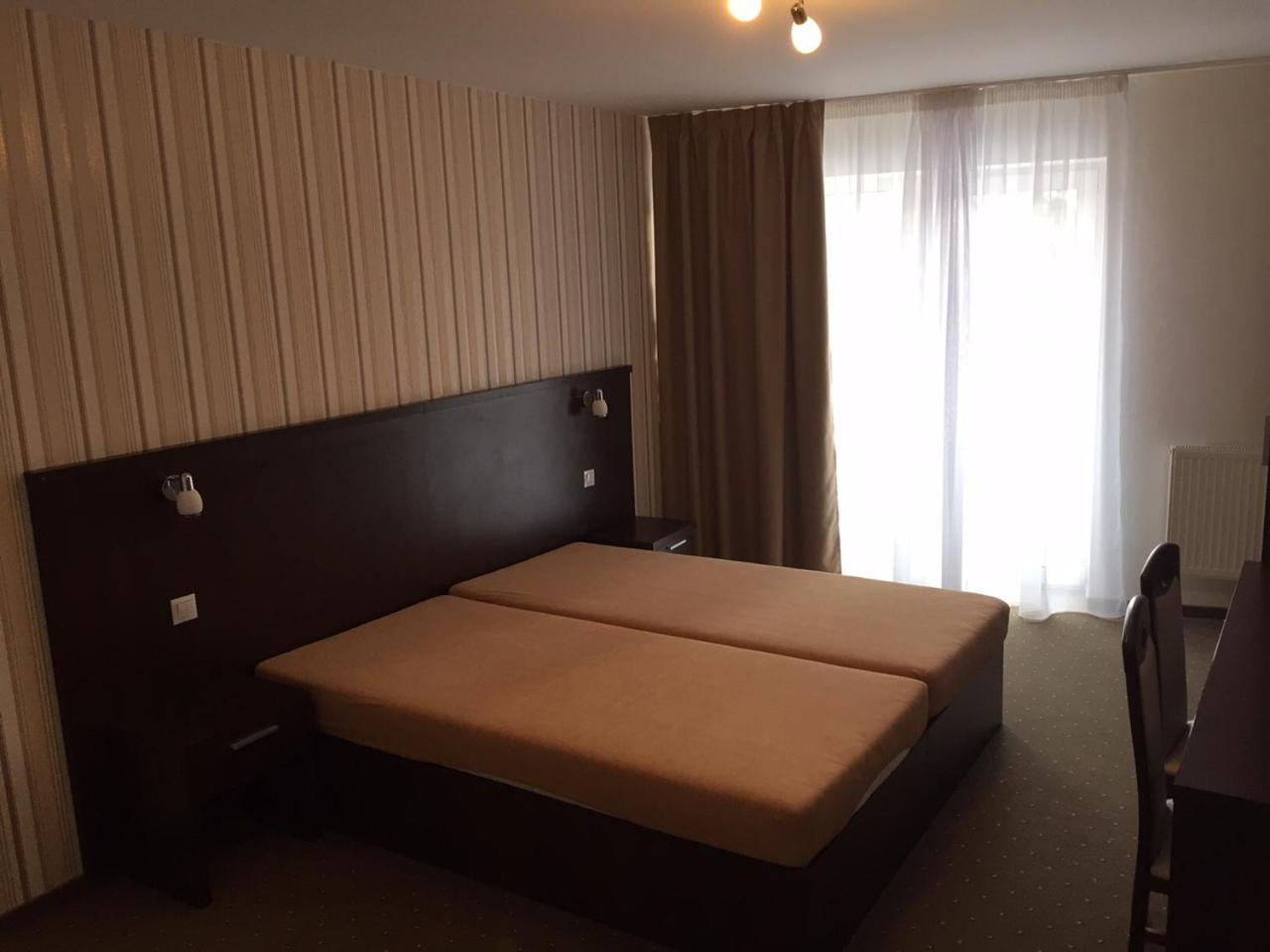 Garni Hotel Anne-Mary Пьештяни Экстерьер фото