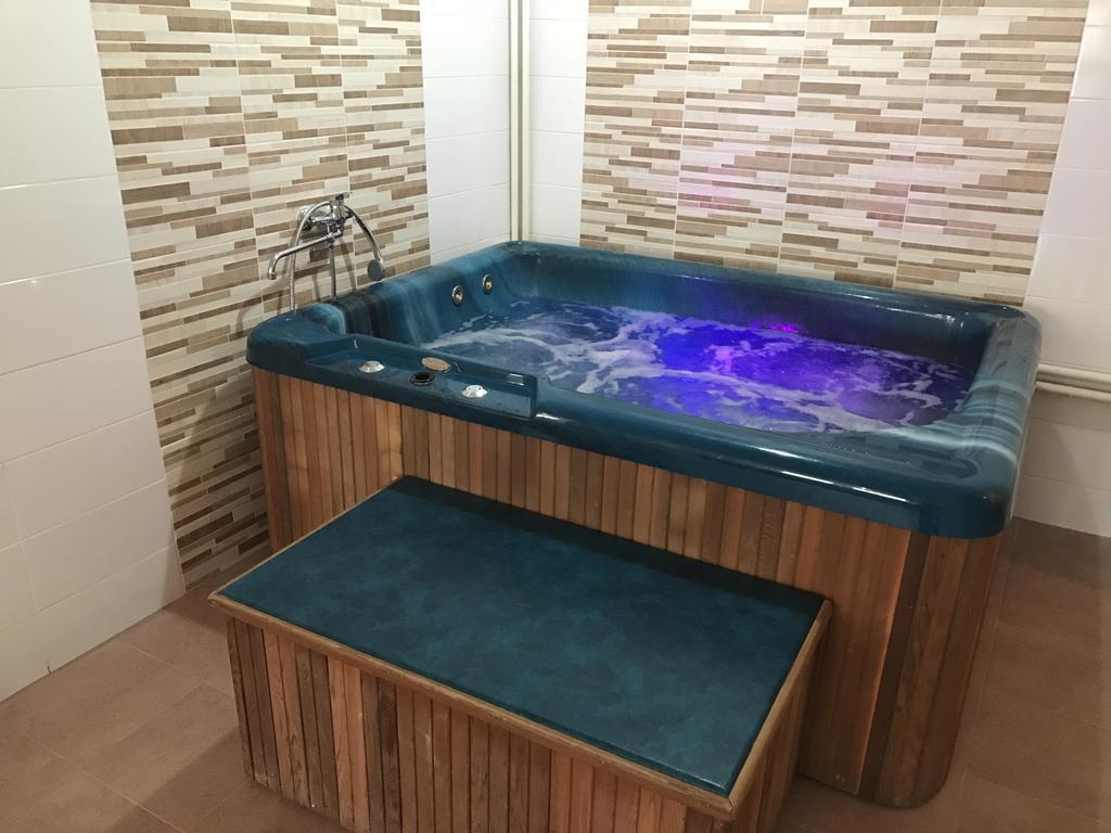 Garni Hotel Anne-Mary Пьештяни Экстерьер фото
