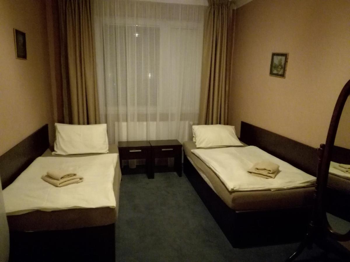 Garni Hotel Anne-Mary Пьештяни Экстерьер фото