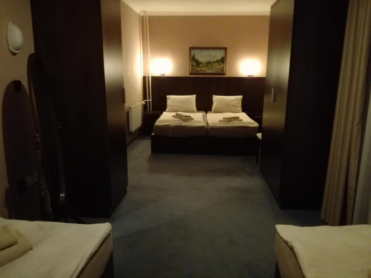 Garni Hotel Anne-Mary Пьештяни Экстерьер фото